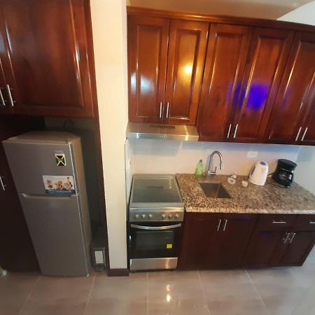 Beach 1 Bedroom 32 Ocho Rios Exterior photo
